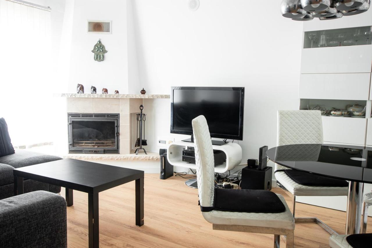 Villa 6Pax Baby Friendly Near Dino Park&Beaches São Bartolomeu Exterior foto